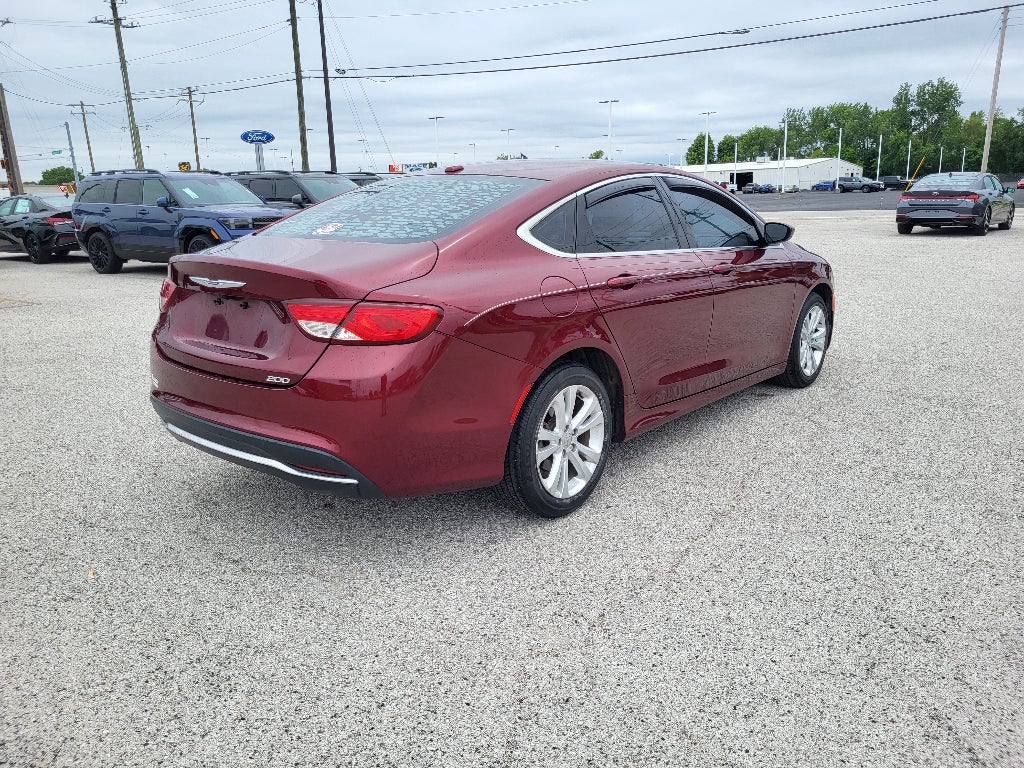 2015 Chrysler 200 Limited