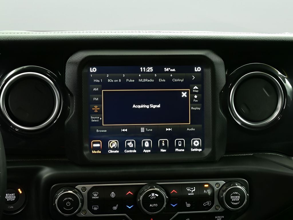 2023 Jeep Wrangler Sahara Altitude