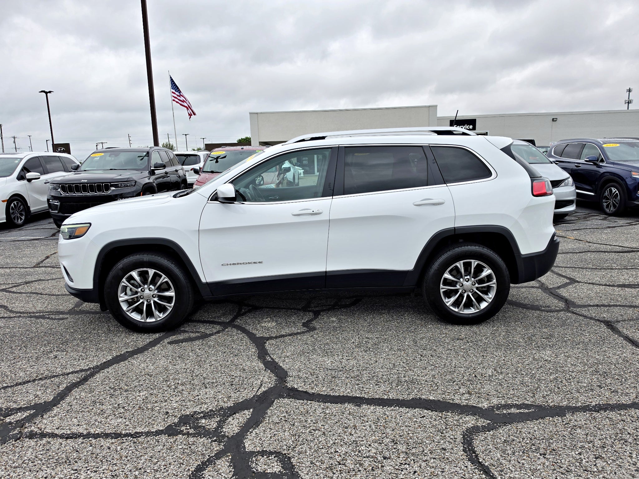 2019 Jeep Cherokee Latitude Plus