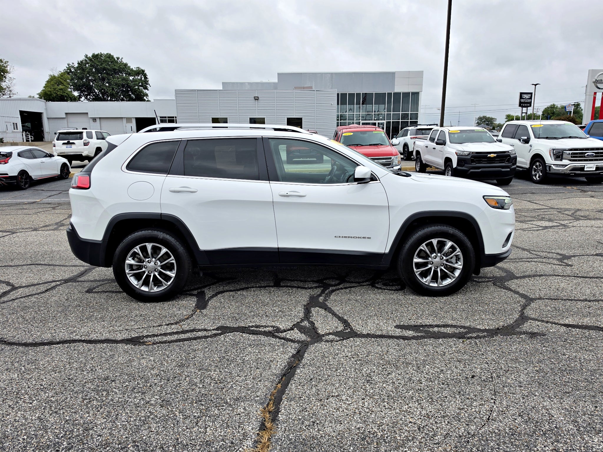 2019 Jeep Cherokee Latitude Plus