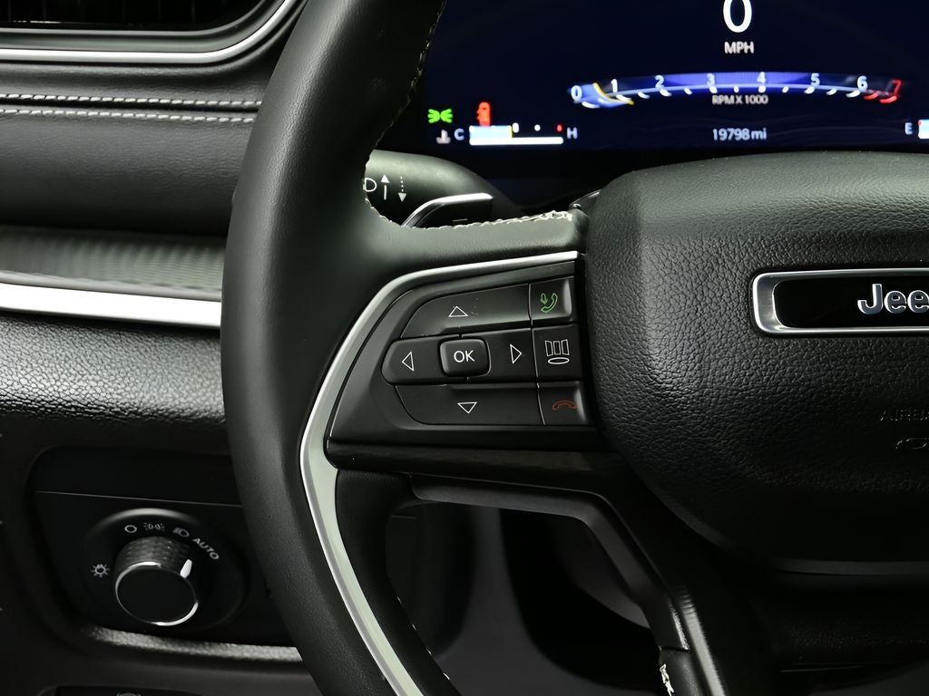2024 Jeep Grand Cherokee L Altitude
