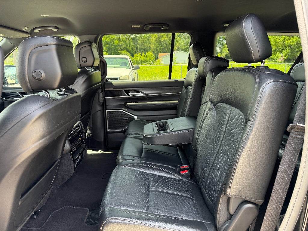 2024 Jeep Wagoneer L Series II