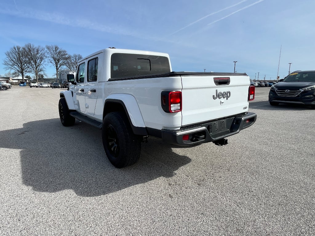 2022 Jeep Gladiator Overland