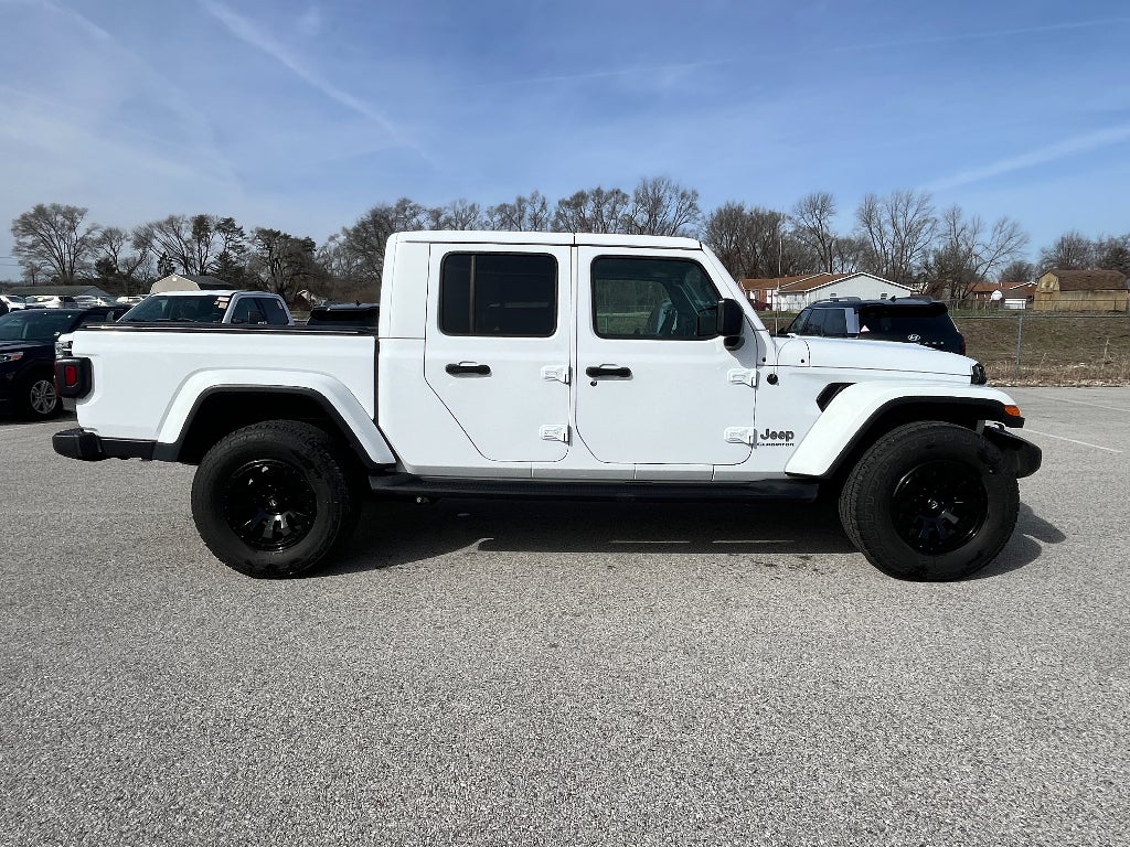 2022 Jeep Gladiator Overland