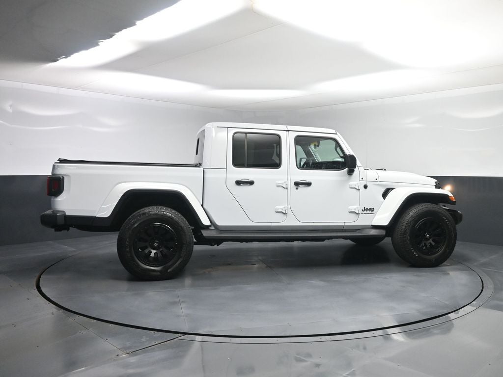 2022 Jeep Gladiator Overland