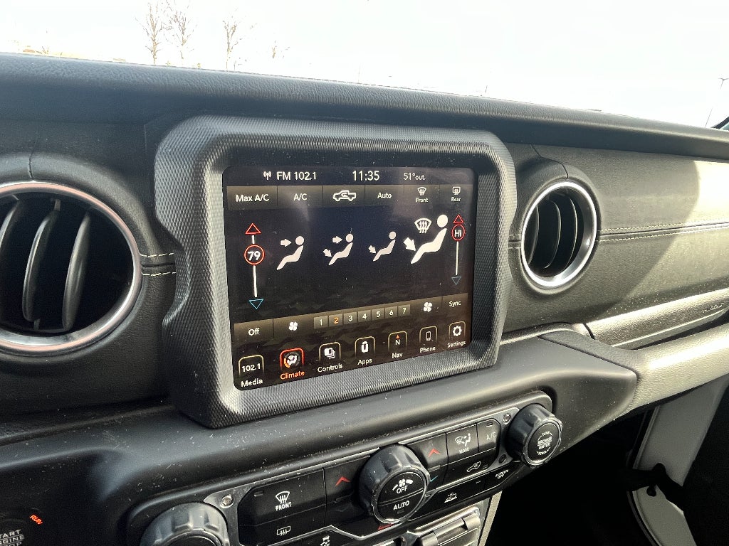 2022 Jeep Gladiator Overland