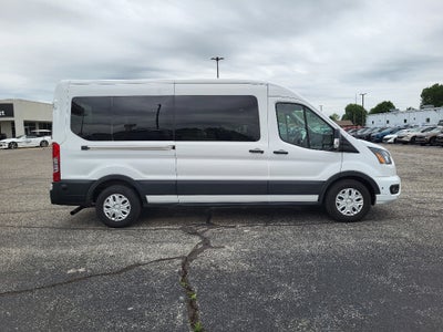 2024 Ford Transit Wagon XLT