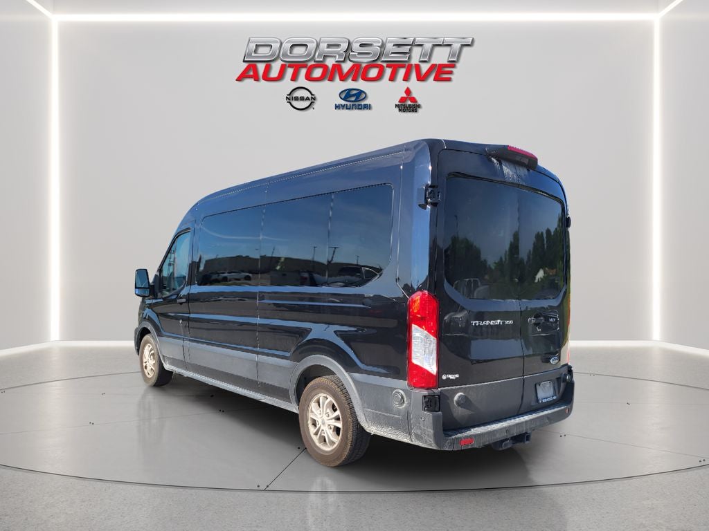 2024 Ford Transit Wagon XLT
