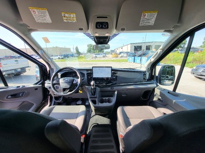2024 Ford Transit Wagon XLT