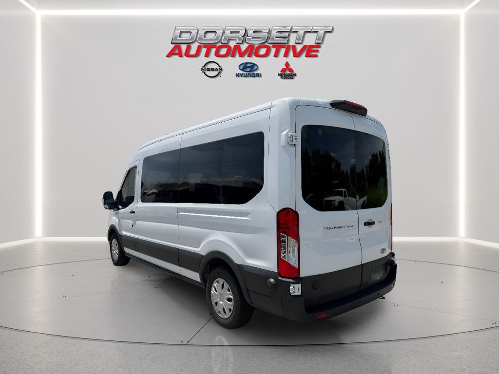 2024 Ford Transit Wagon XLT