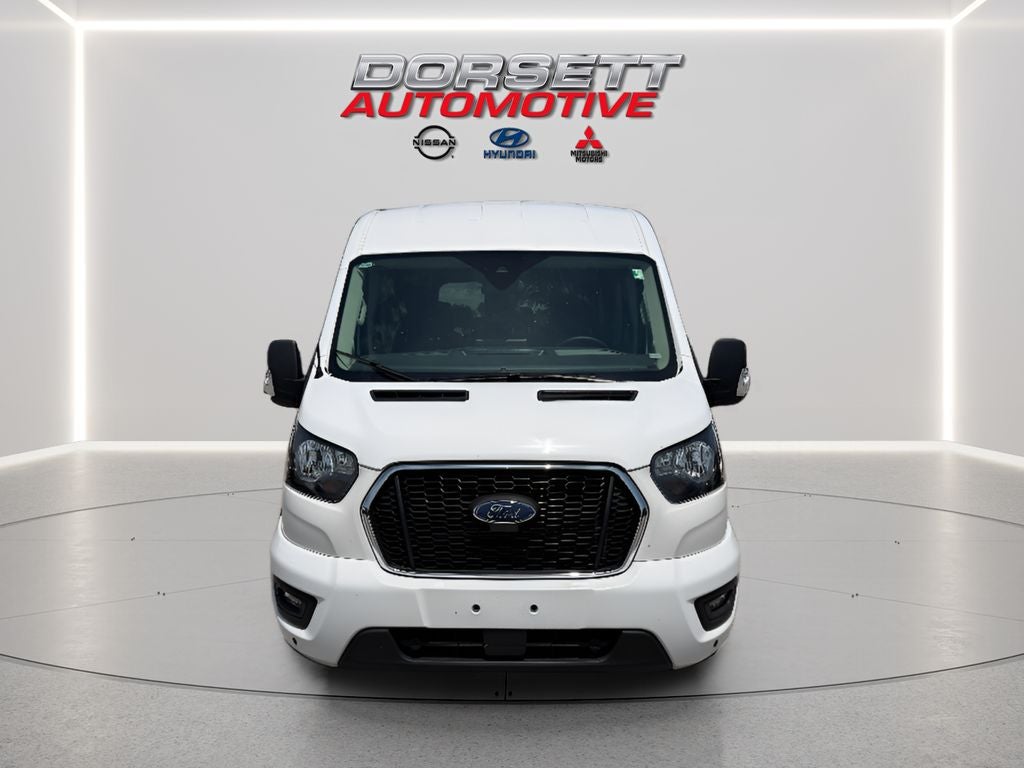 2024 Ford Transit Wagon XLT
