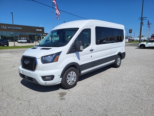 2024 Ford Transit Wagon XLT