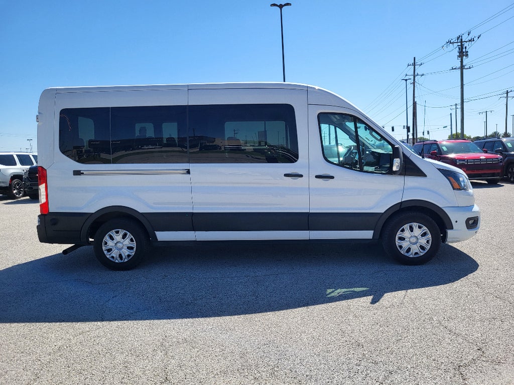 2024 Ford Transit Wagon XLT
