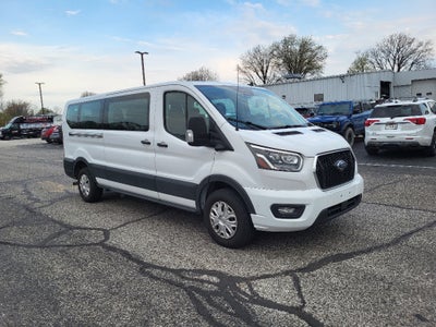 2023 Ford Transit Wagon XLT