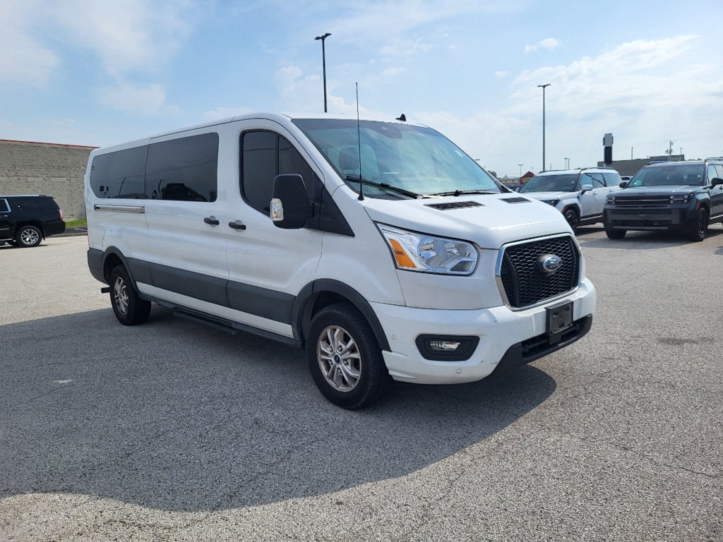 2021 Ford Transit Wagon XLT