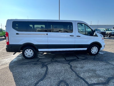 2024 Ford Transit Wagon XLT