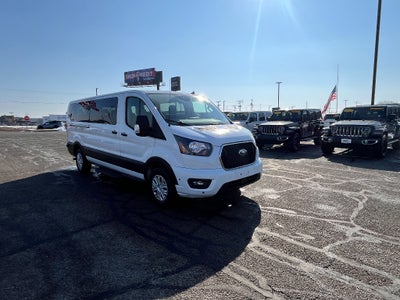 2024 Ford Transit Wagon XLT