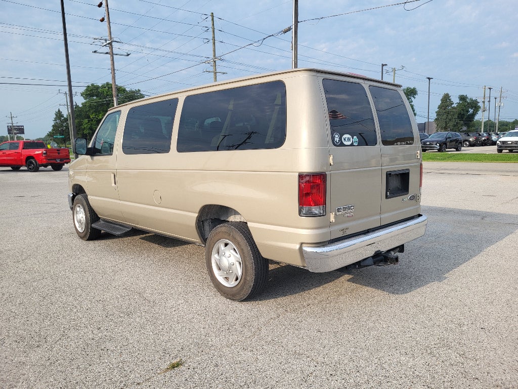 2012 Ford Econoline Wagon XLT
