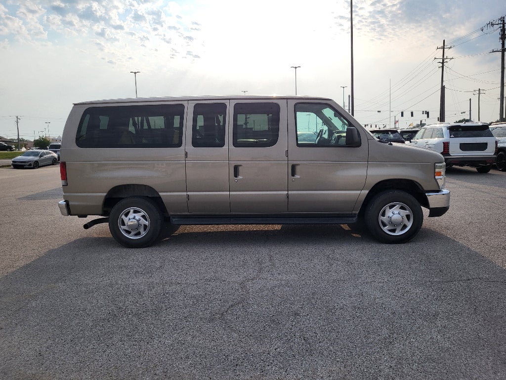 2012 Ford Econoline Wagon XLT
