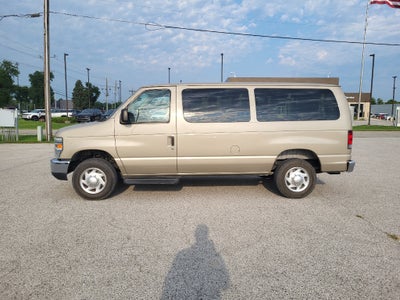 2012 Ford Econoline Wagon XLT