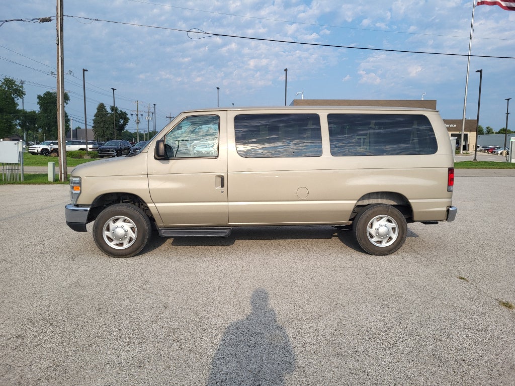 2012 Ford Econoline Wagon XLT