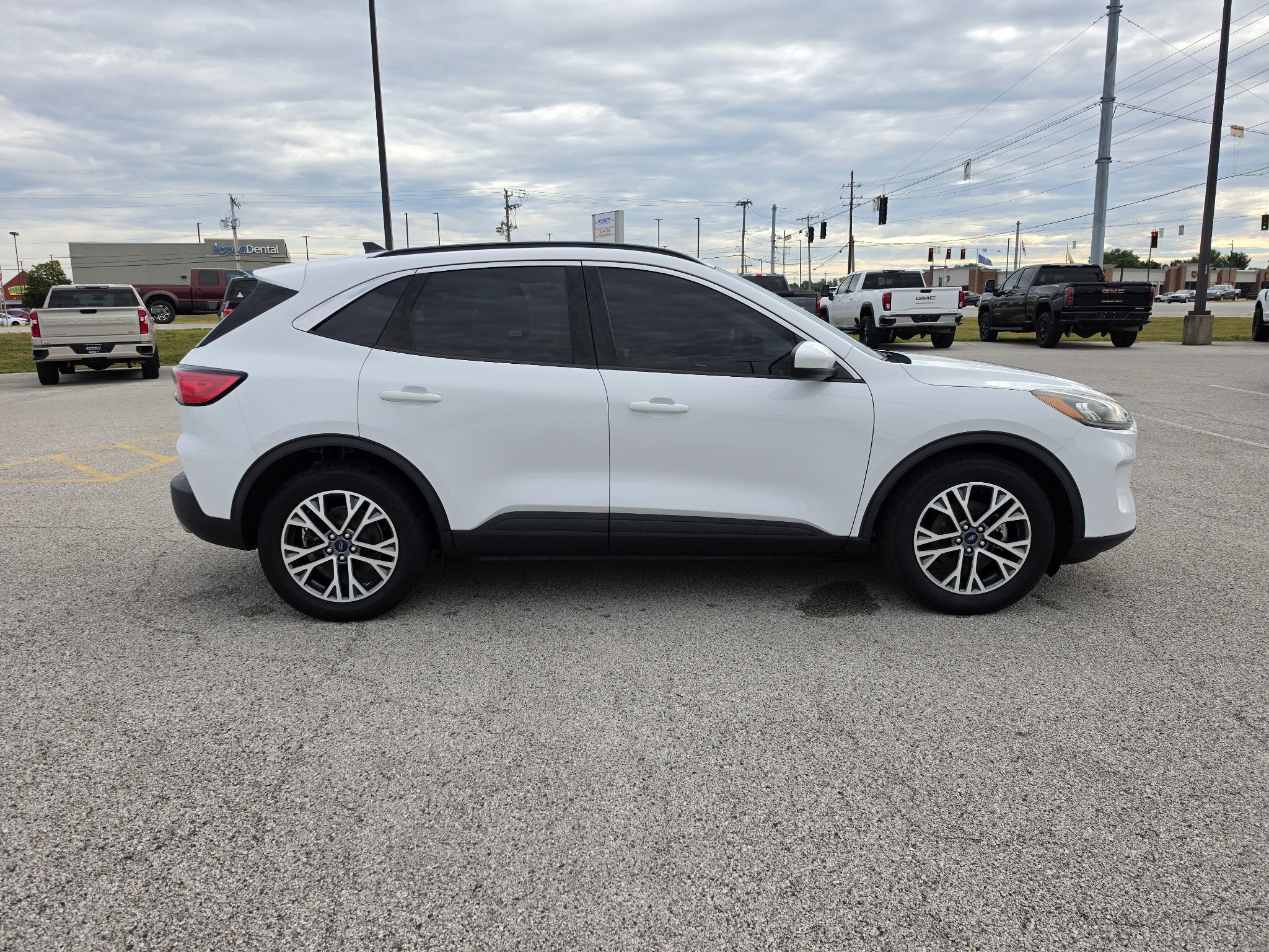 2020 Ford Escape SEL