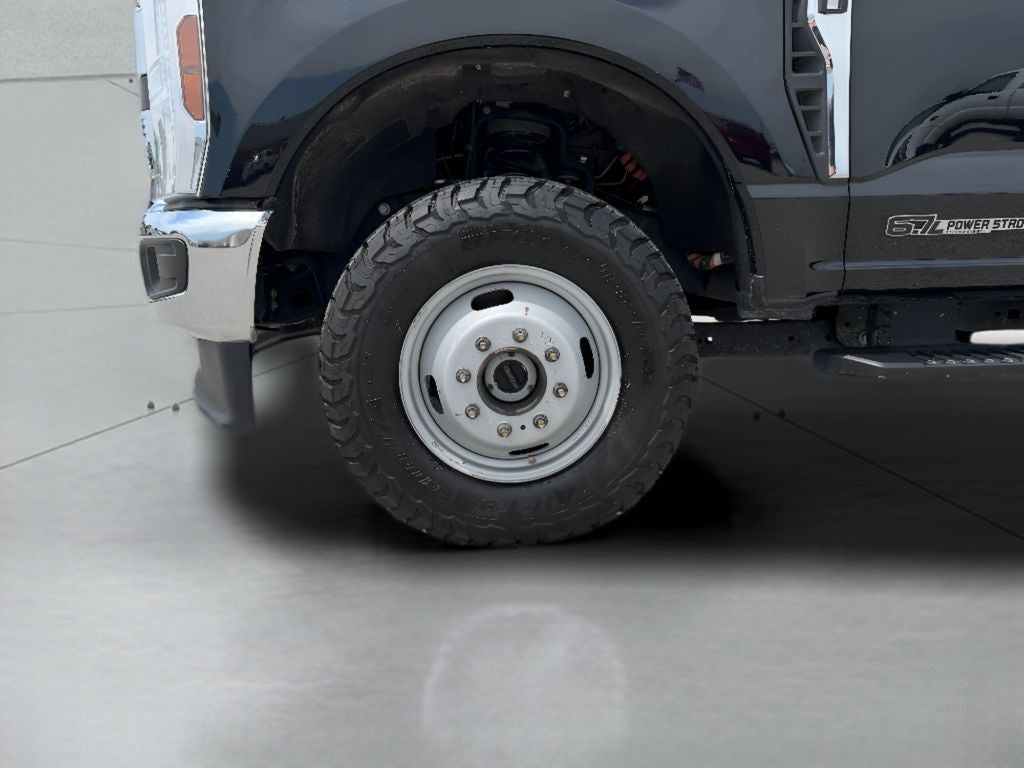 2026 Ford F-350 XLT