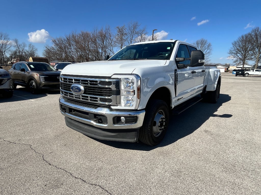 2025 Ford F-350 XLT