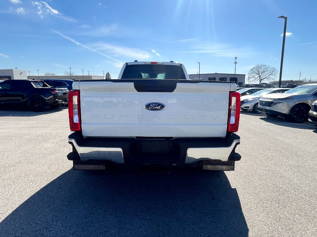 2025 Ford F-350 XLT