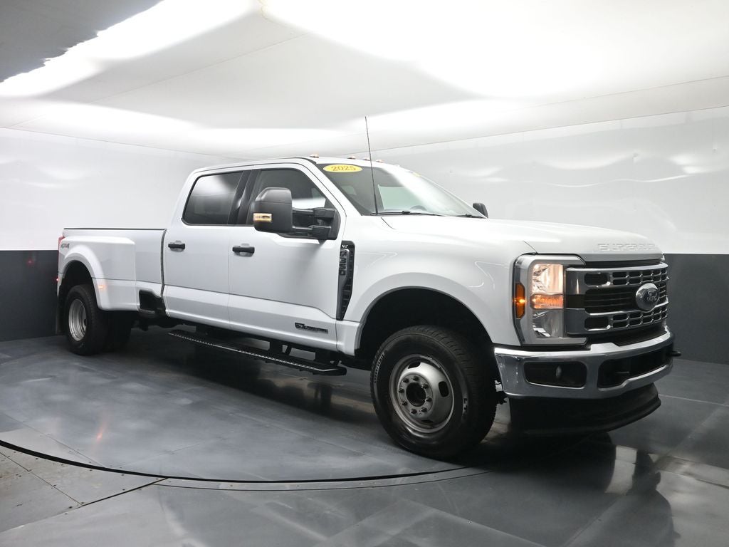 2025 Ford F-350 XLT
