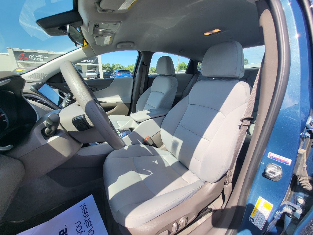 2025 Chevrolet Malibu LT