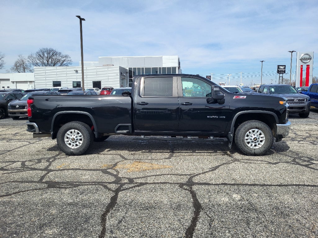 2022 Chevrolet Silverado LT