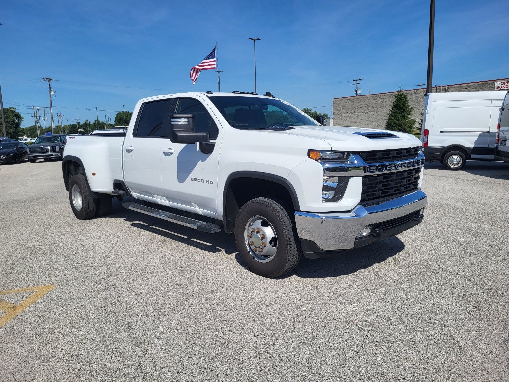 2022 Chevrolet Silverado LT