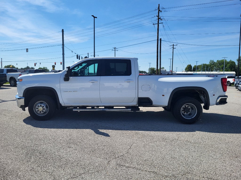 2022 Chevrolet Silverado LT