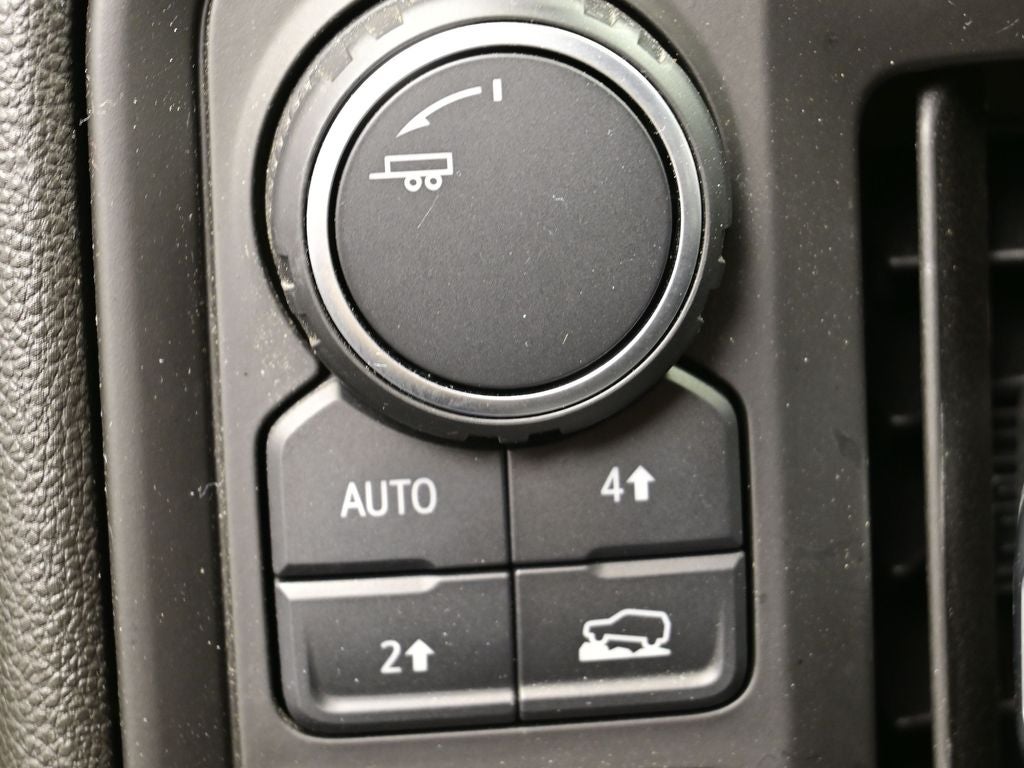 2023 Chevrolet Silverado Custom