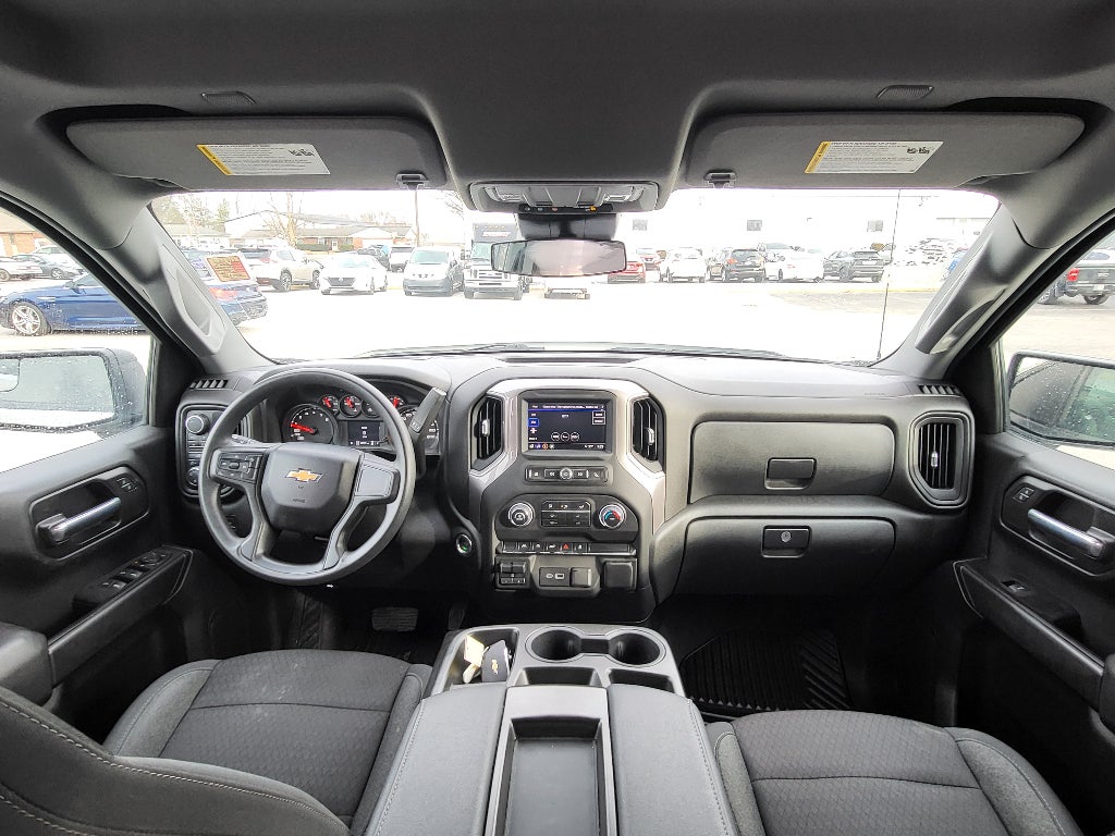 2023 Chevrolet Silverado Custom