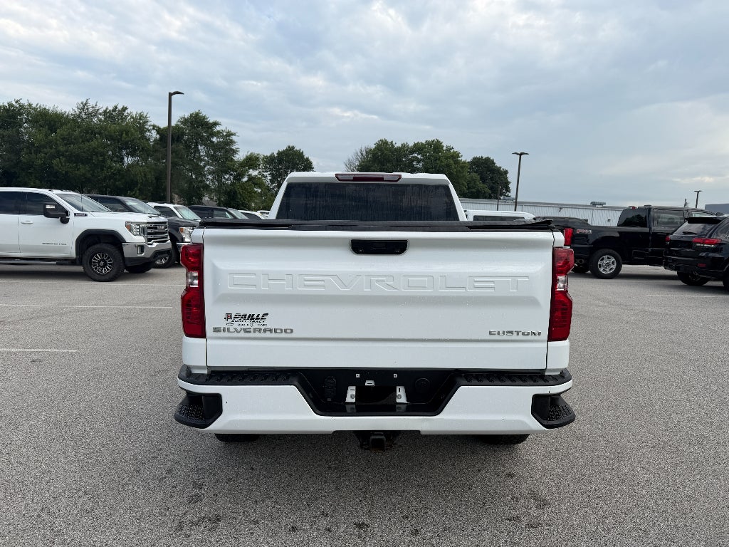 2023 Chevrolet Silverado Custom