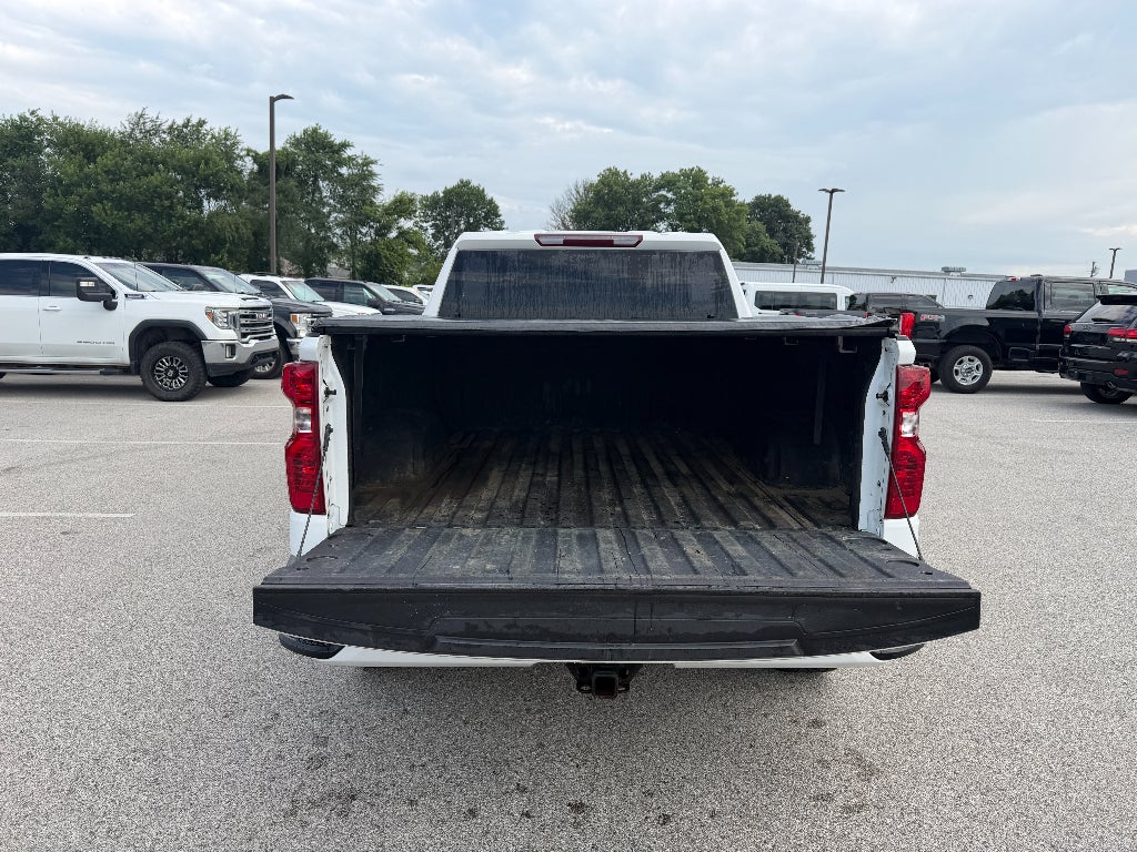 2023 Chevrolet Silverado Custom