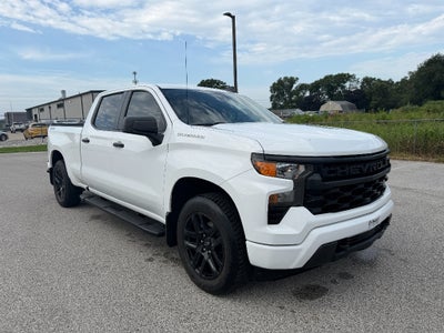 2023 Chevrolet Silverado Custom