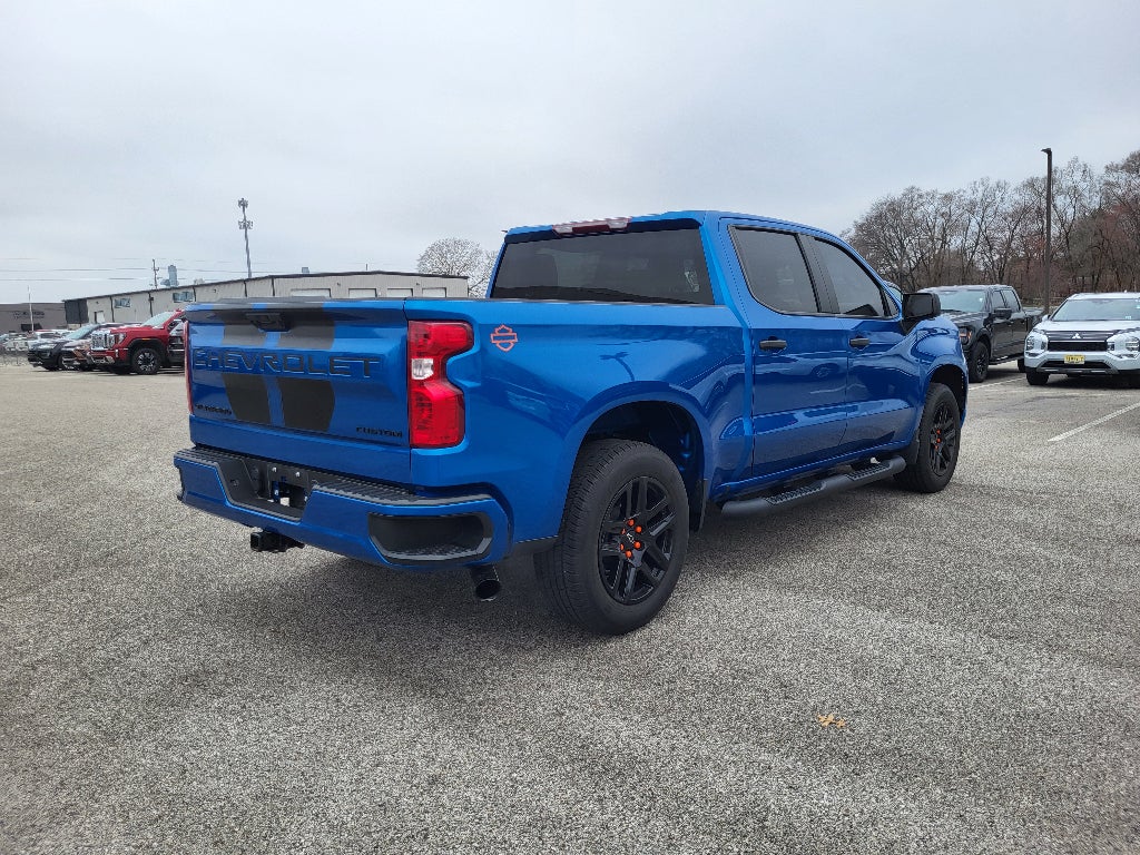 2023 Chevrolet Silverado Custom