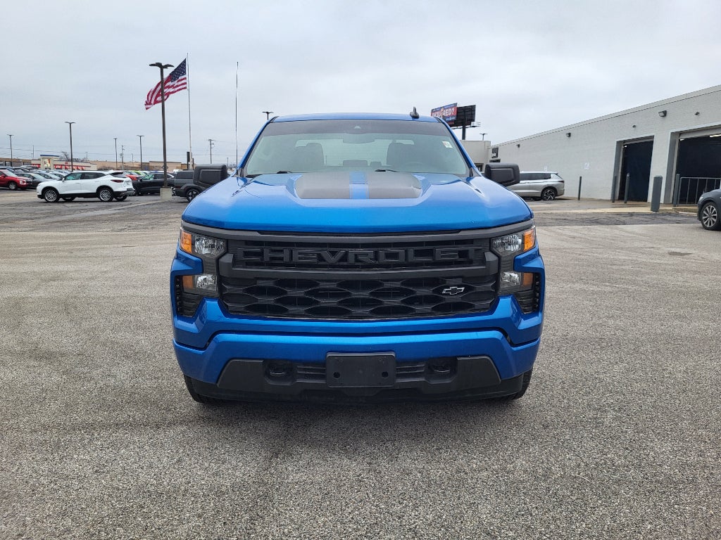 2023 Chevrolet Silverado Custom