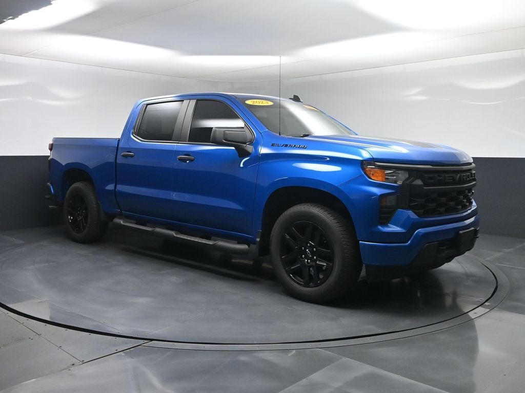 2023 Chevrolet Silverado Custom