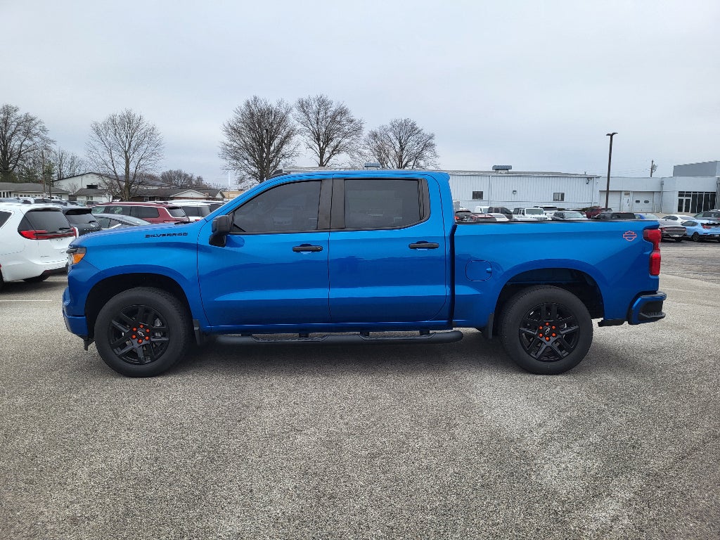 2023 Chevrolet Silverado Custom