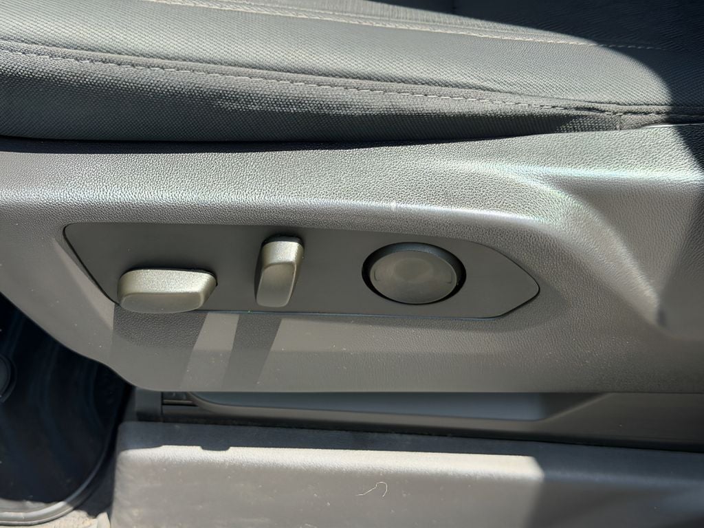 2024 Chevrolet Silverado Custom