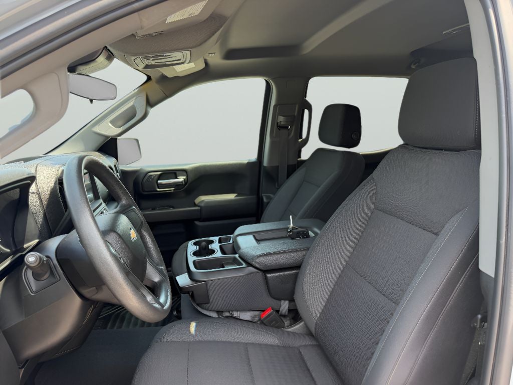 2024 Chevrolet Silverado Custom