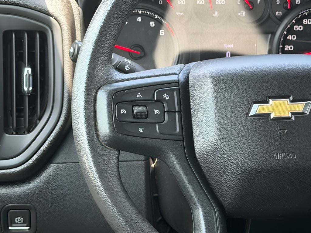 2024 Chevrolet Silverado Custom