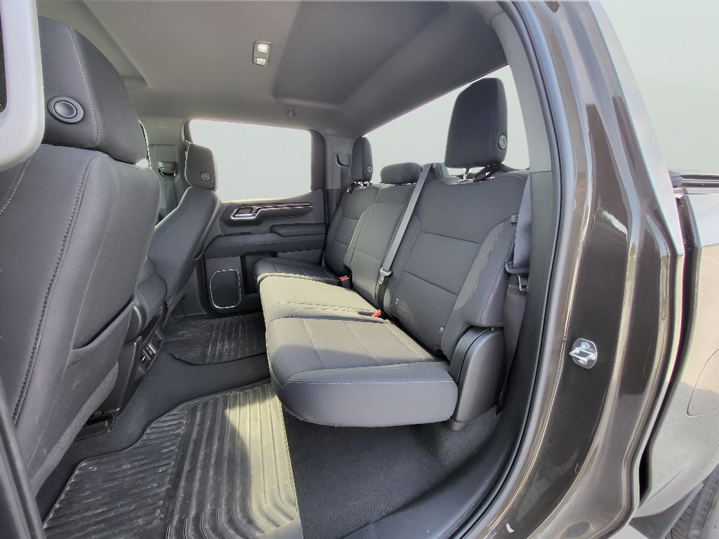 2023 Chevrolet Silverado LT