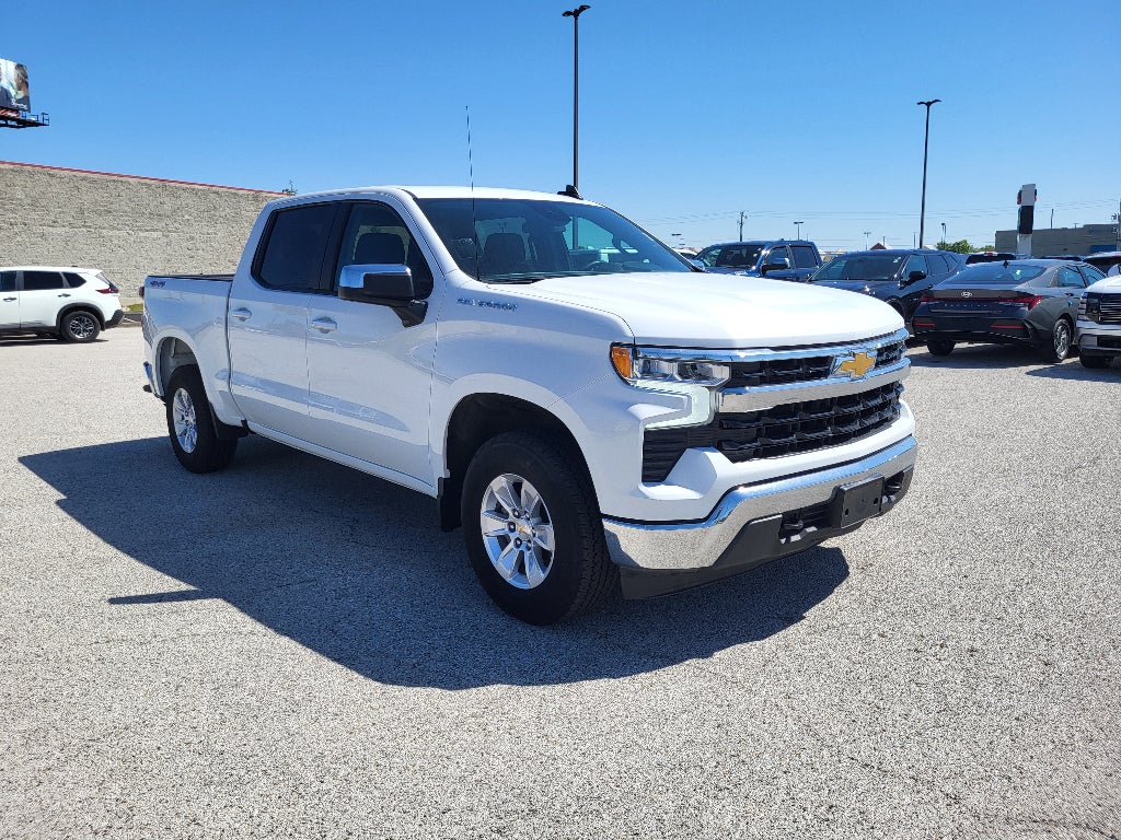 2025 Chevrolet Silverado LT