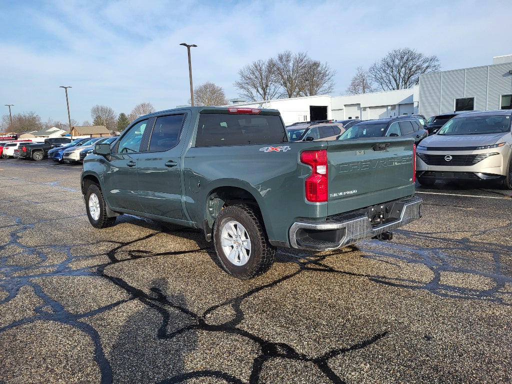 2025 Chevrolet Silverado LT