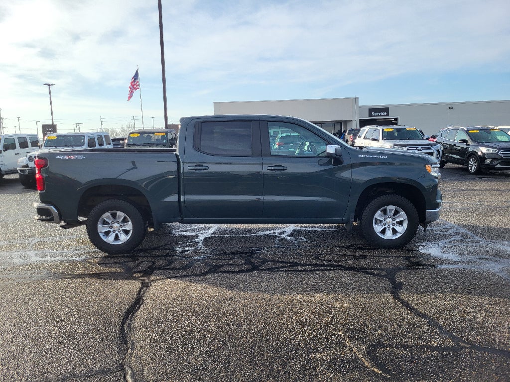 2025 Chevrolet Silverado LT